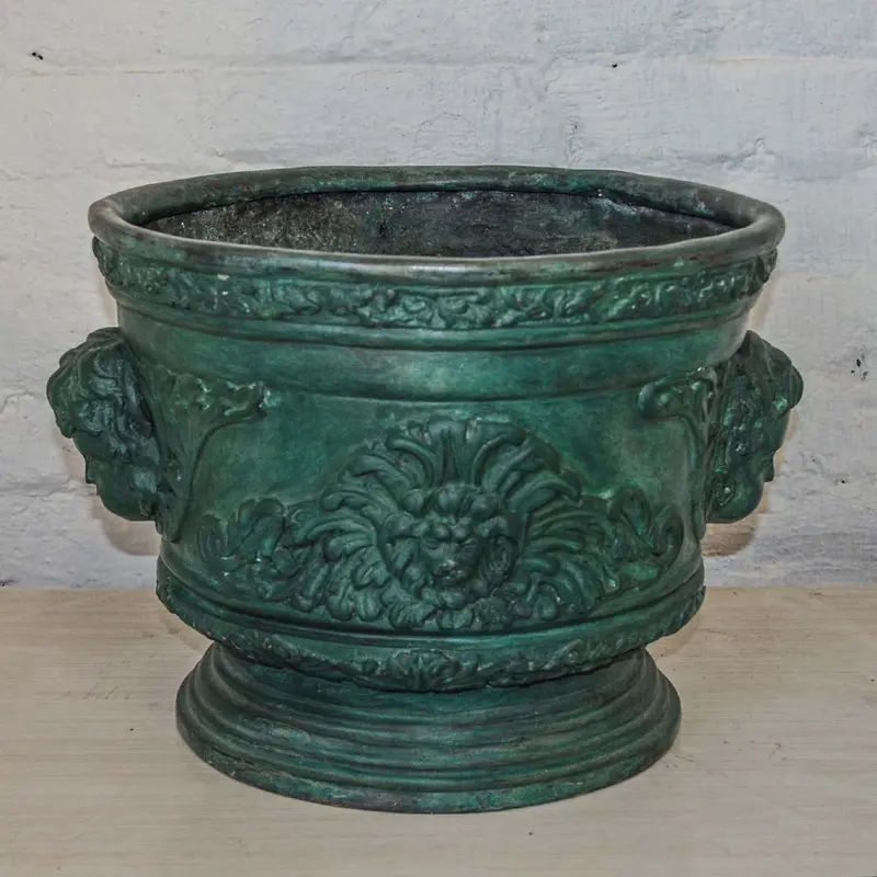 Planter With Cherub Head Handles 1