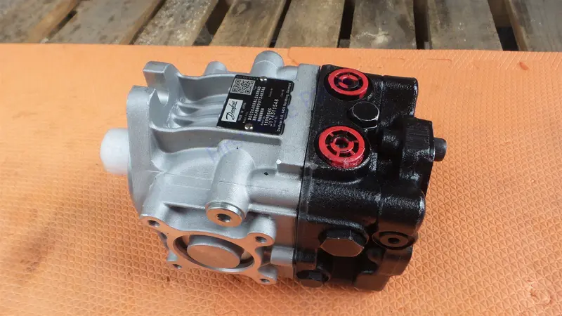 Polaris 3120014 Hst Pump Danfoss 11090545 Brutus Ranger Diesel 7023339 1