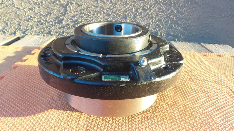 Rexnord Zbr5400 Flanged Cartridge Bearing Mounted Spherical Roller 4" 1