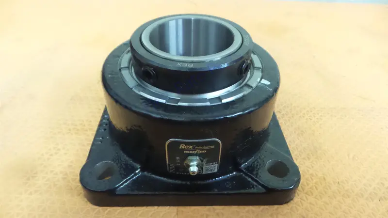 Rexnord Zf2207 Spherical Roller Bearing Flange 2-7/16" 2-7/16 In Rex Block New 1