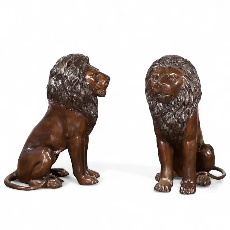 Small Pair Of Sitting Lions 1