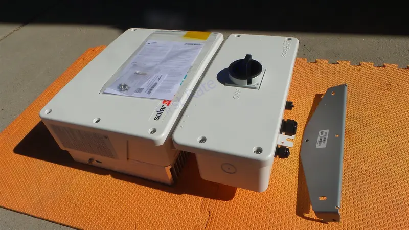 Solaredge Se6000h-Us Single Phase 6000 Watt 6Kw Hd-Wave Inverter Solar 1
