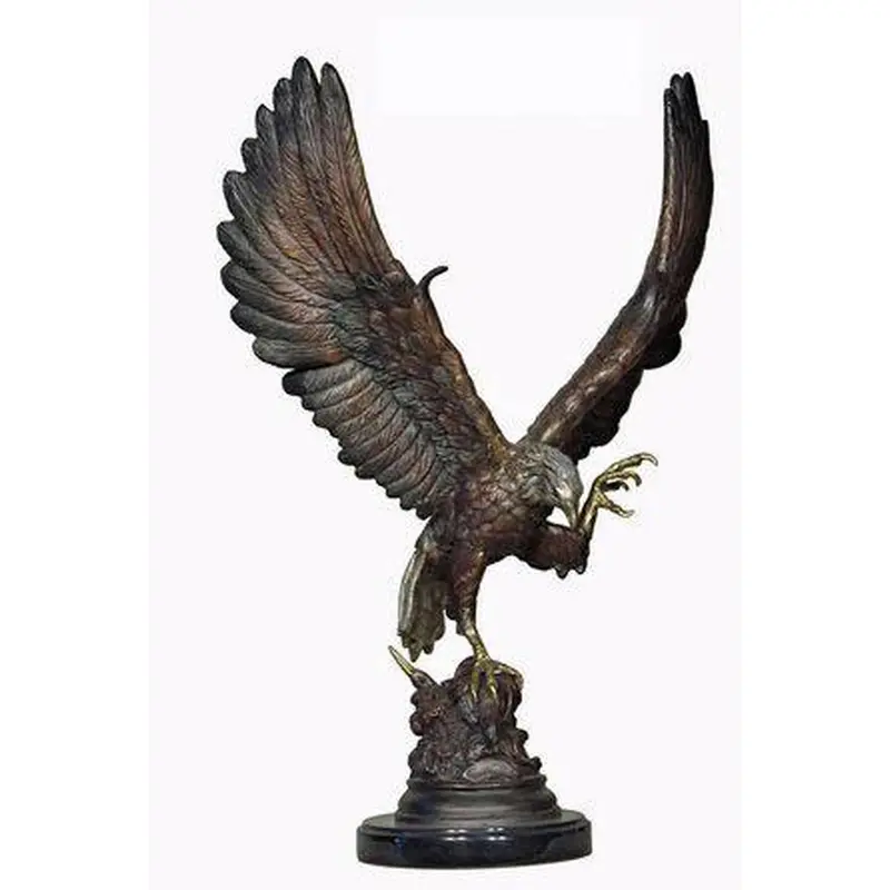 Standing Eagle Statue On Base 1