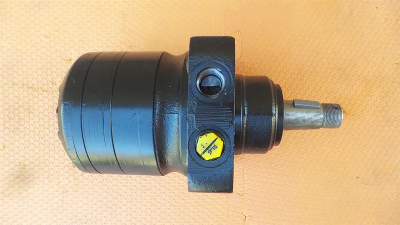 Toro 75-9990 Wheel Motor Greensmaster 3000 Groundsmaster 3500-D Reelma 1