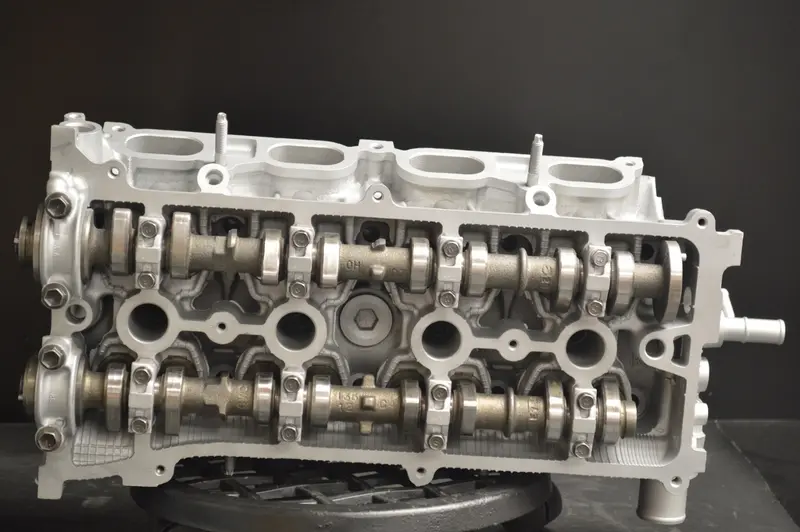 Toyota 2.4L - Corolla Camry - 1Azfe/2Azfe Cylinder Head, Year:01-05 1
