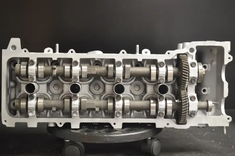 Toyota 2.4L Dohc 16V 8 Intake Ports 2Rzfe Cylinder Head, Year:95-97 1
