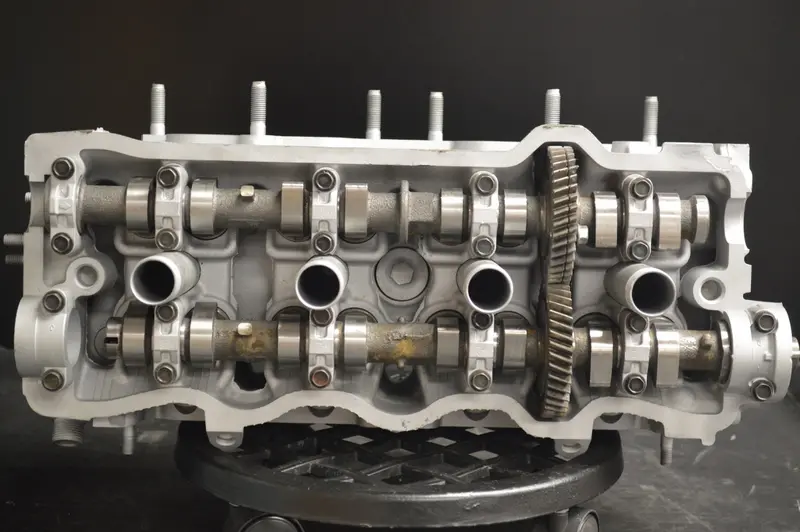 Toyota Cylinder Head 2.2L 16V 5Sfe,Year: 97 - 99 1