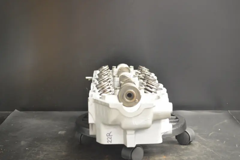 Toyota Cylinder Head 22R, Year:80-82 1