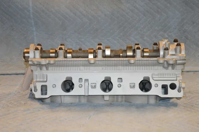 Toyota Cylinder Head 3.0L 2958Cc Sohc With Dist In Head 3Vze Pair, Year:92 - 95 1