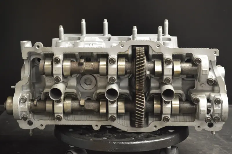 Toyota Cylinder Head 3.0L - 2958Cc - V6 - Dohc 24V 3Vzfe - Right, Year:92-93 1