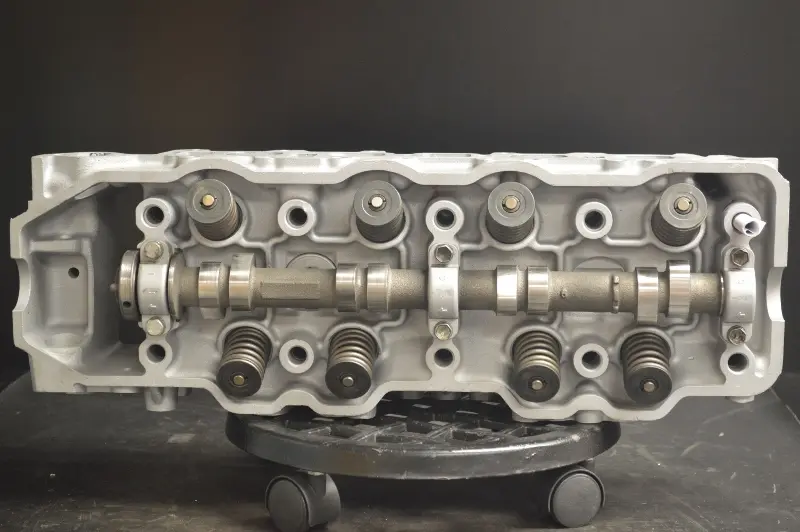 Toyota Pickup 4 Runner Cylinder Head 2.4L 22Rec, Year: 85-95 1