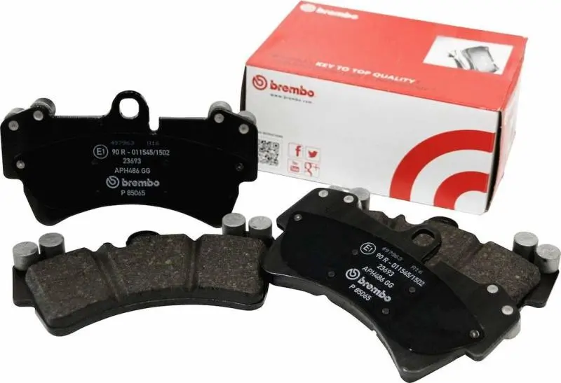 Brembo Rear Ceramic Brake Pads For 2004–2007 Jeep Liberty & 2004–2006 Wrangler – Nao Oe Equivalent 1